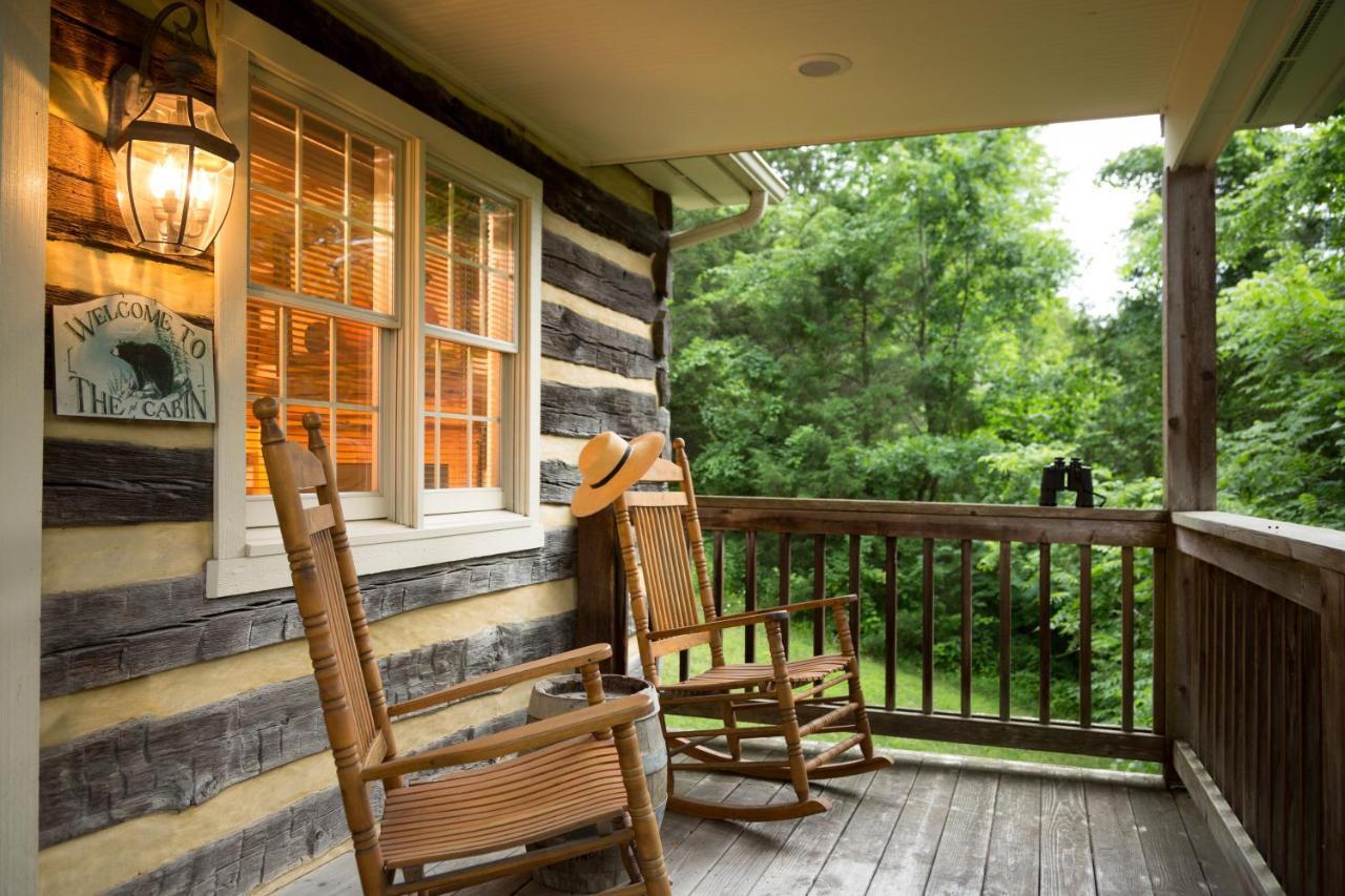 Inn And Cabins At Vaucluse Spring Stephens City Exterior photo